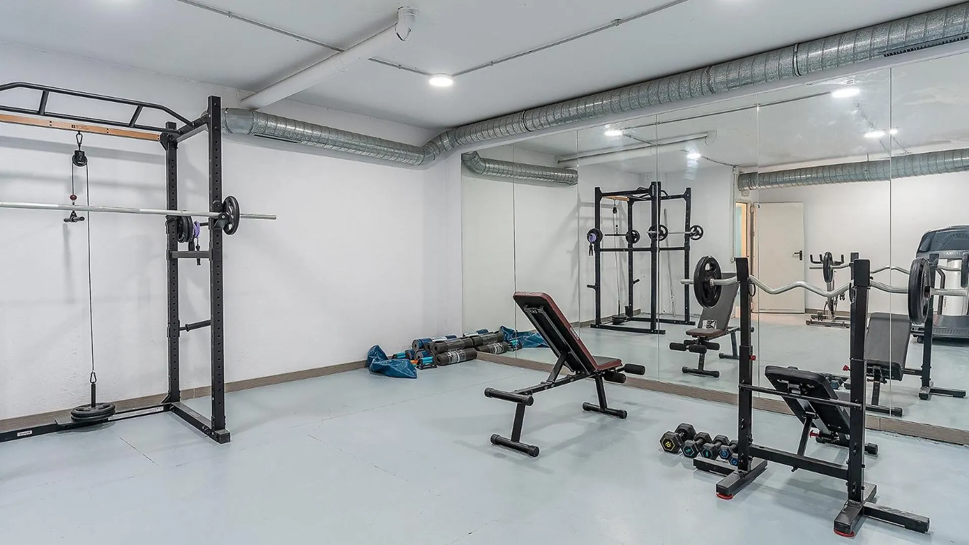 4236 - Ab Santa Coloma III Apartman Barcelona 0*,  Spanyolország