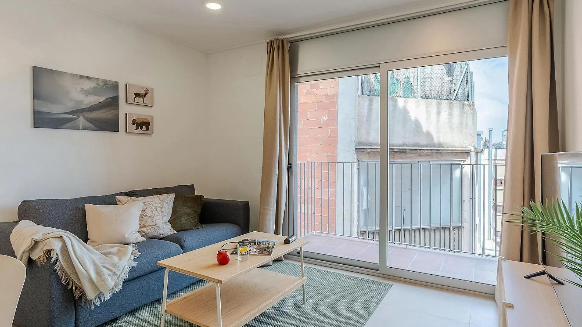 4236 - Ab Santa Coloma III Apartman Barcelona